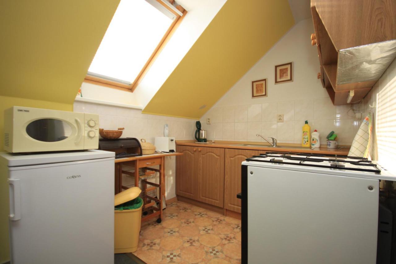 Apartman Pod Cernou Horou Rožnov pod Radhoštěm Dış mekan fotoğraf
